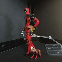 Marvel legends Deadpool & Dogpool