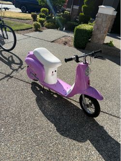 RAZOR ELECTRIC SCOOTER AND TWO KIDS BICYCLE