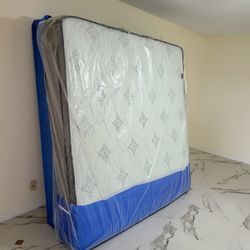 NEW KING PILLOW TOP MATTRESS AND BOX SPRING -- Also Available In All Sizes.