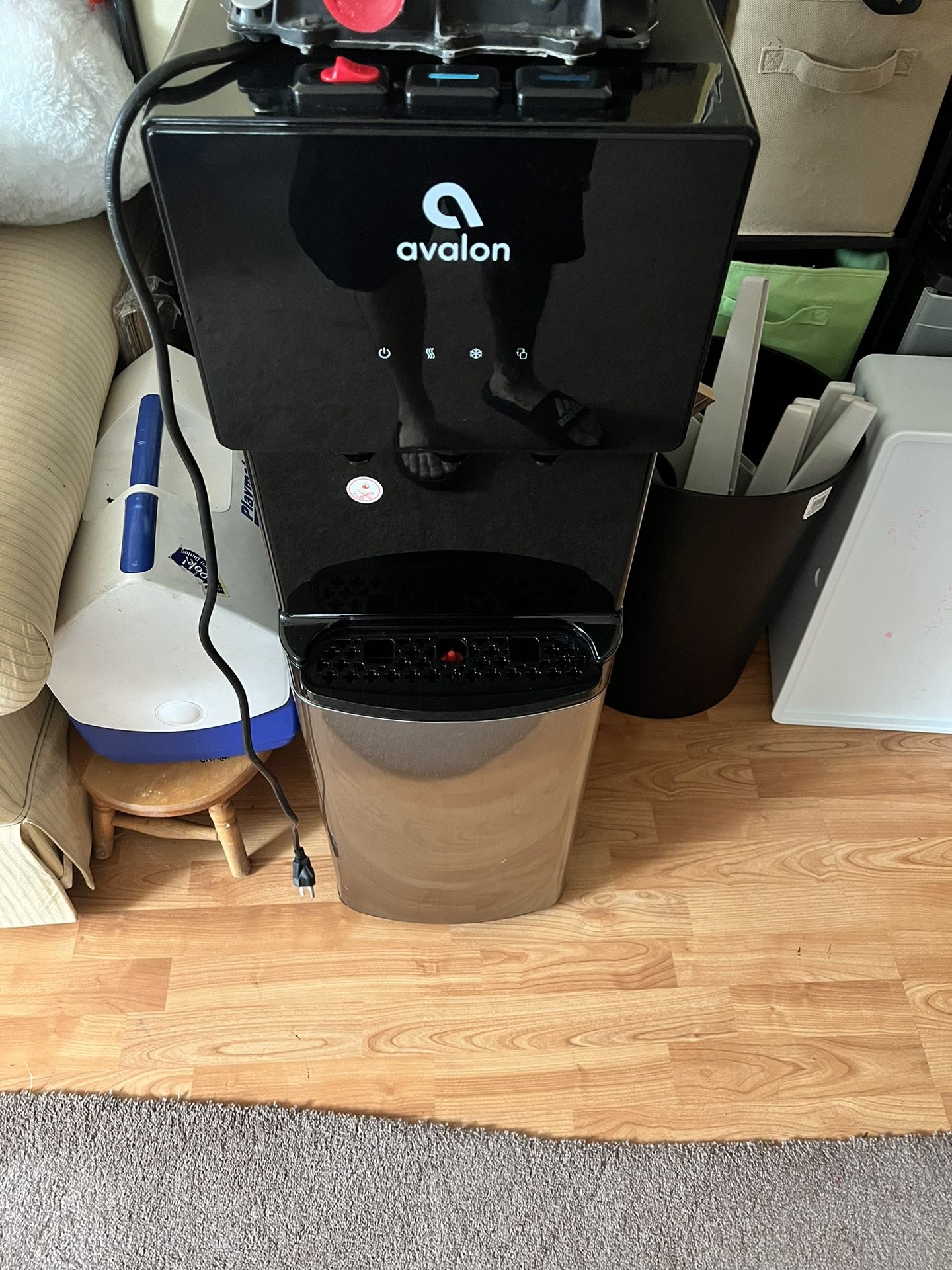 HOT Avalon Water Dispenser