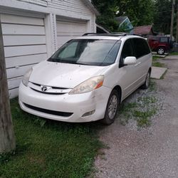 2008 Toyota Sienna