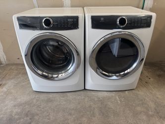 Electrolux Front-Load Washer and Dryer Set