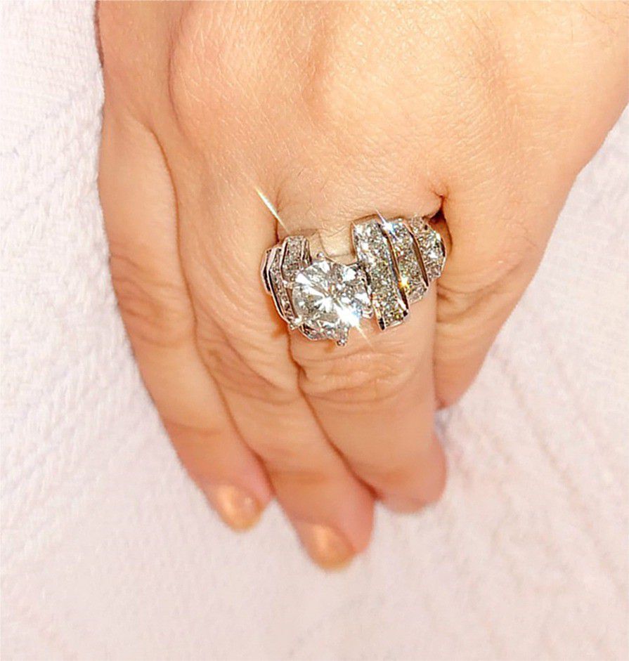 4.50 Carat Platinum New Diamond Engagement Ring 