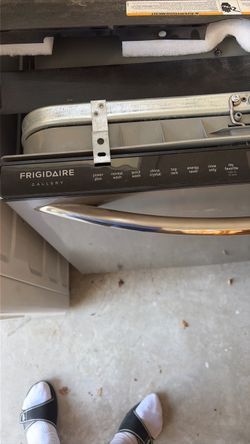 Frigidaire Gallery Dishwasher