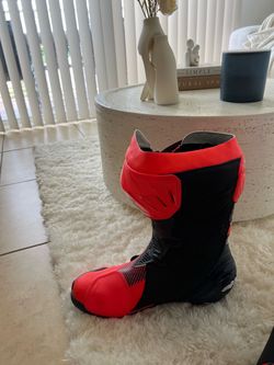 Motorcycle shoes for men