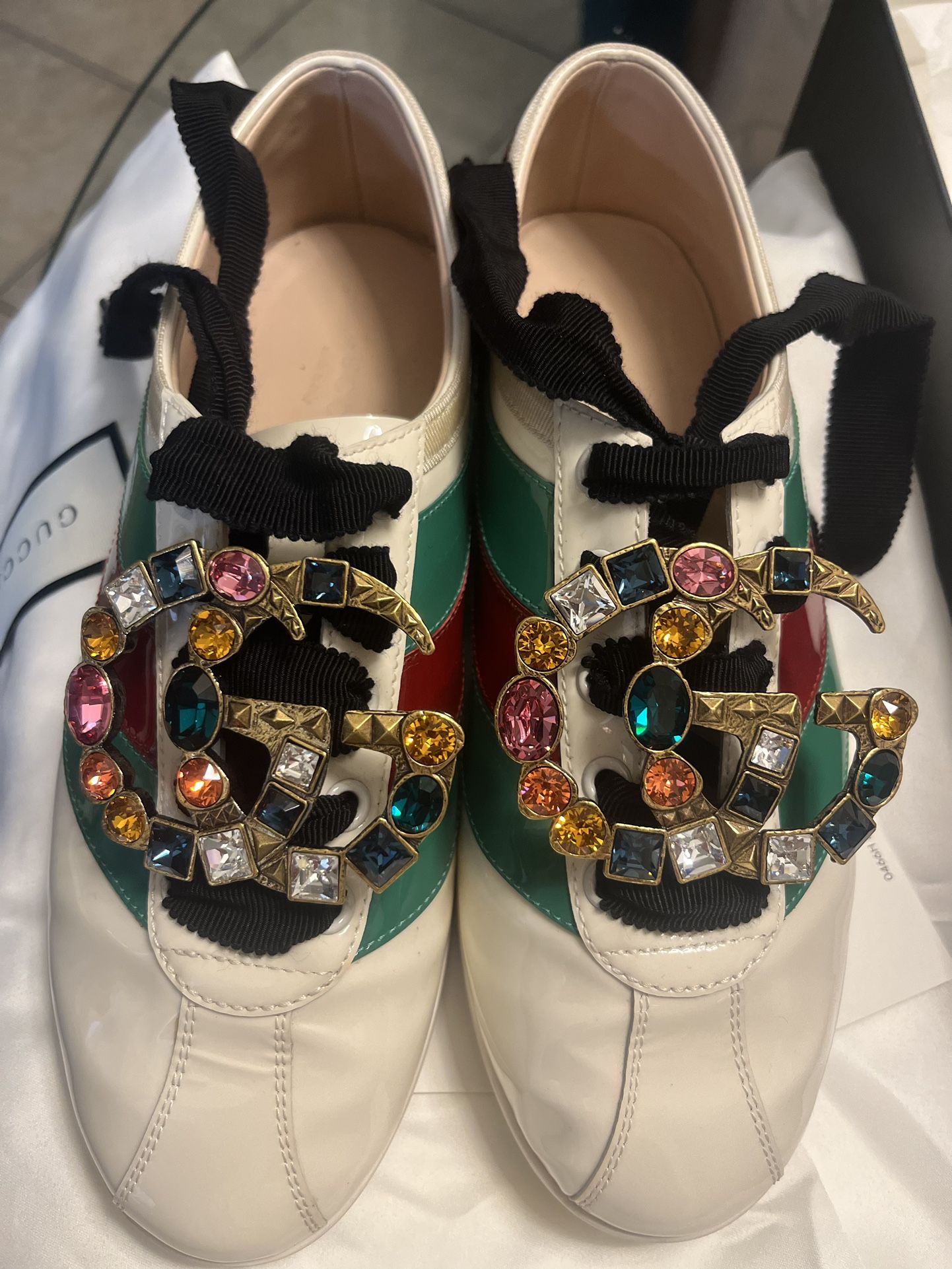 Gucci(37/5) Sneakers Leather Vernice Crystals 
