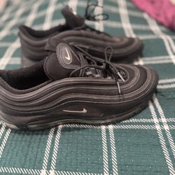 NIKE AIR MAX 97 “BLACK TERRY CLOTH” – SIZE 12 – USED