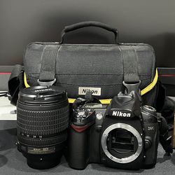 Nikon D90 + 18-105mm + Accessories Bag