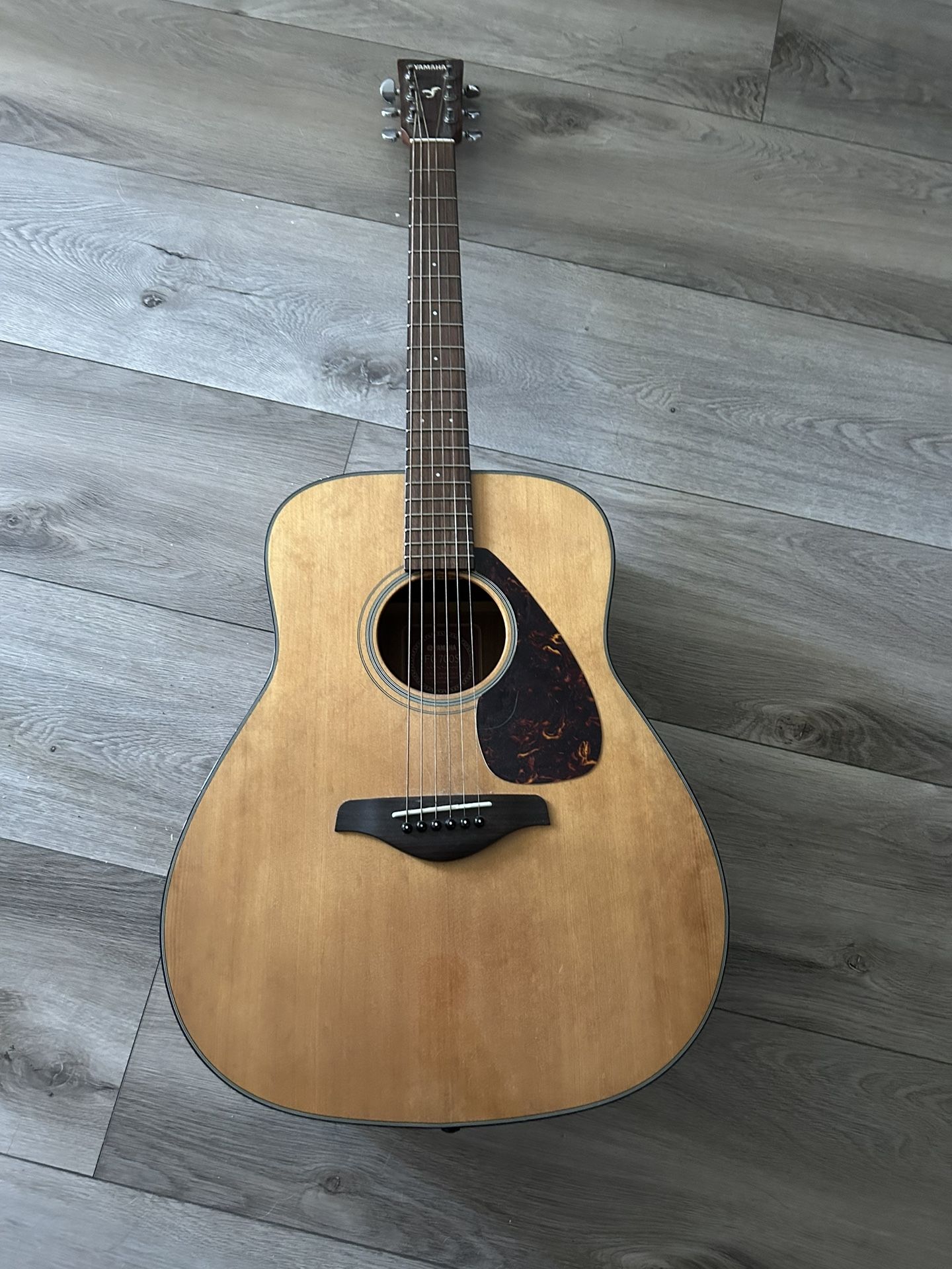 Yamaha Guitar acoustic