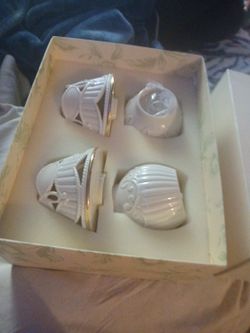 Lenox lamp set brand new
