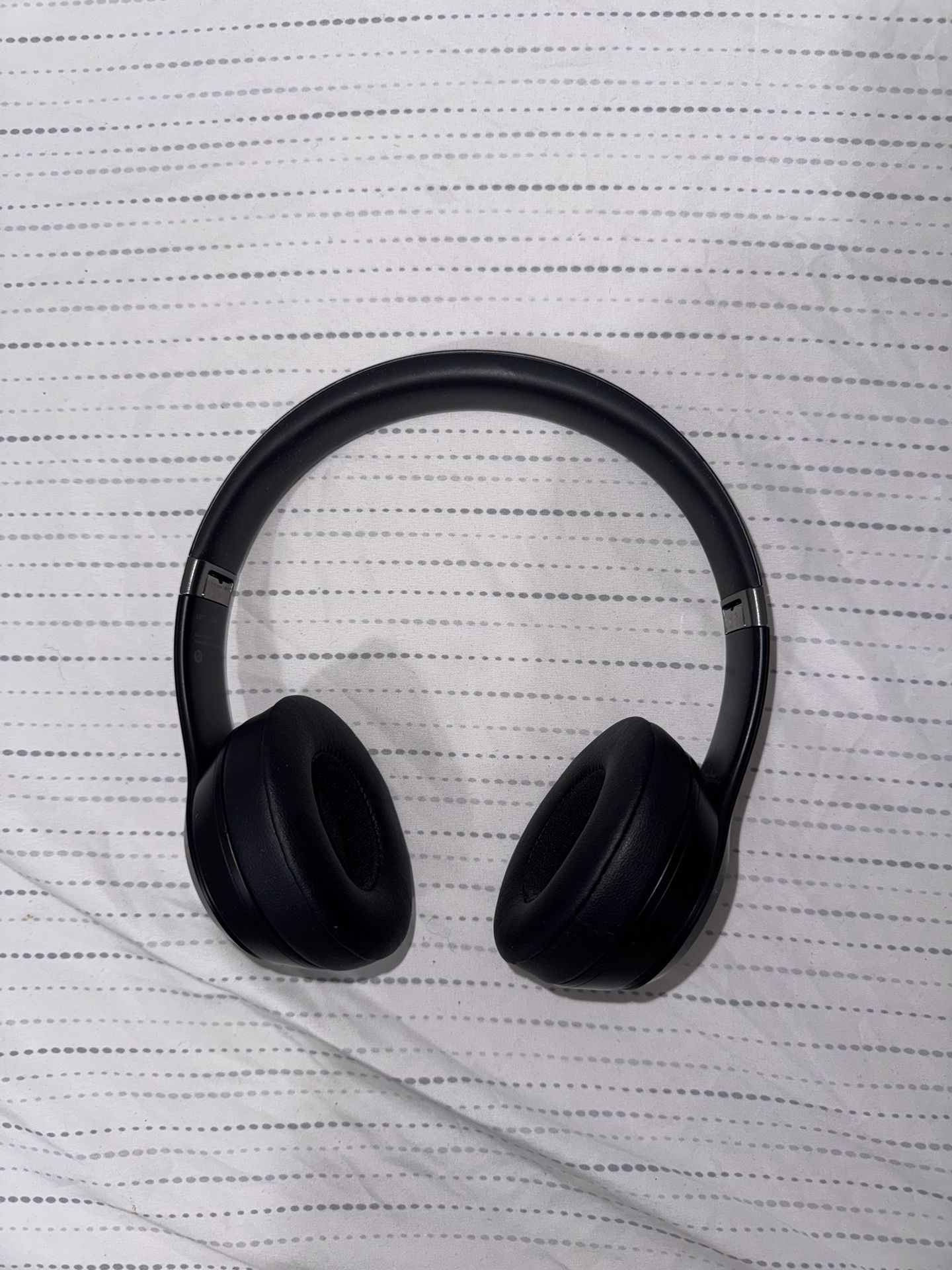 BEATS SOLO 4