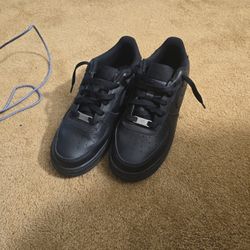 Nike Air Force 1 (GS) Used Size 6.5Y