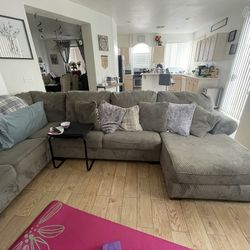 ✨ Ashley Jinllingsly 3-Piece Sectional w/ Chaise – Light Tan, Kid-Friendly, Easy Clean ✨