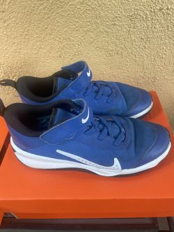Nike Boys court shoes