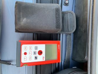 Leica DISTO Laser Distance Meter with Case
