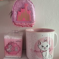 Disney marie mug