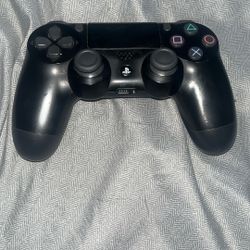 PS4 Controller 