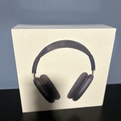 Sealed AirPods Maxes 