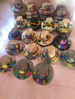 Sombrero pintado a mano