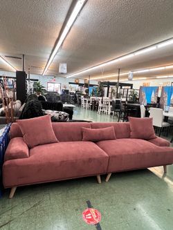 🔥Flash Deal🔥Brand New Overside Big Sofa Couch Clearance Special $499, Delivery aavailable