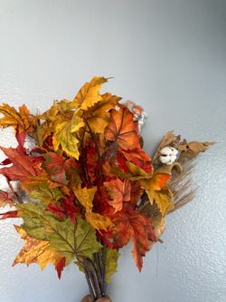 FALL FLORAL ARRANGEMENT AUTUMN LEAVES PUMPKINS THANKSGIVING FLOWERS