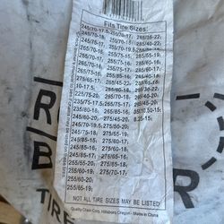 1 Pair Of Tire Chains