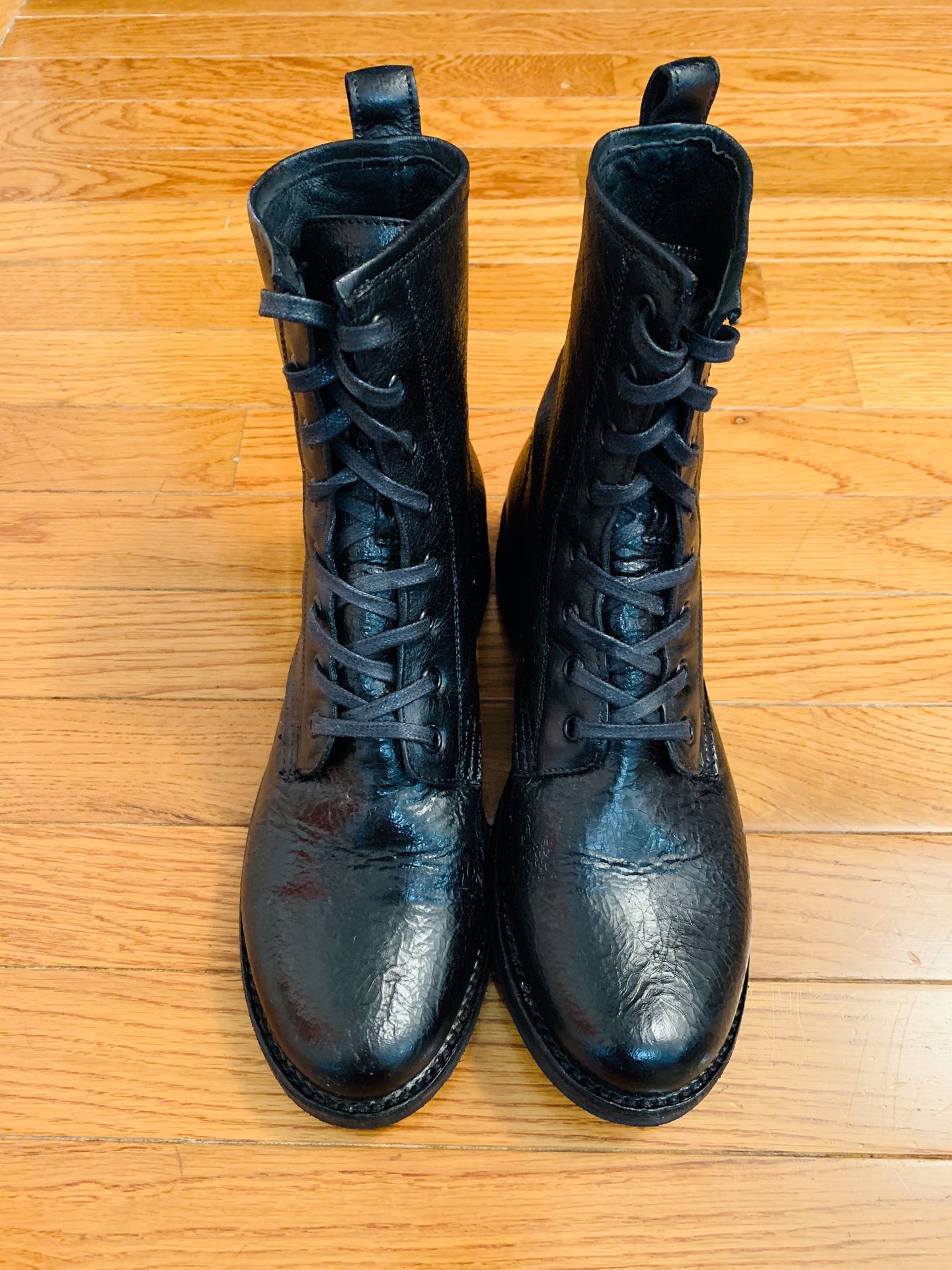 FRYE Combat Lace Up Boots Women’s Size 8