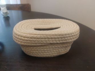 Handwoven beige or cotton rope tissue box cover