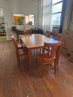 Shaker Style Dining Table & Chairs