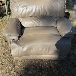 Free Extra Wide Recliner