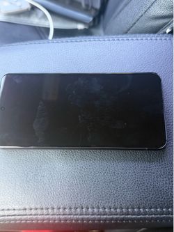 SAMSUNG GALAXY S22