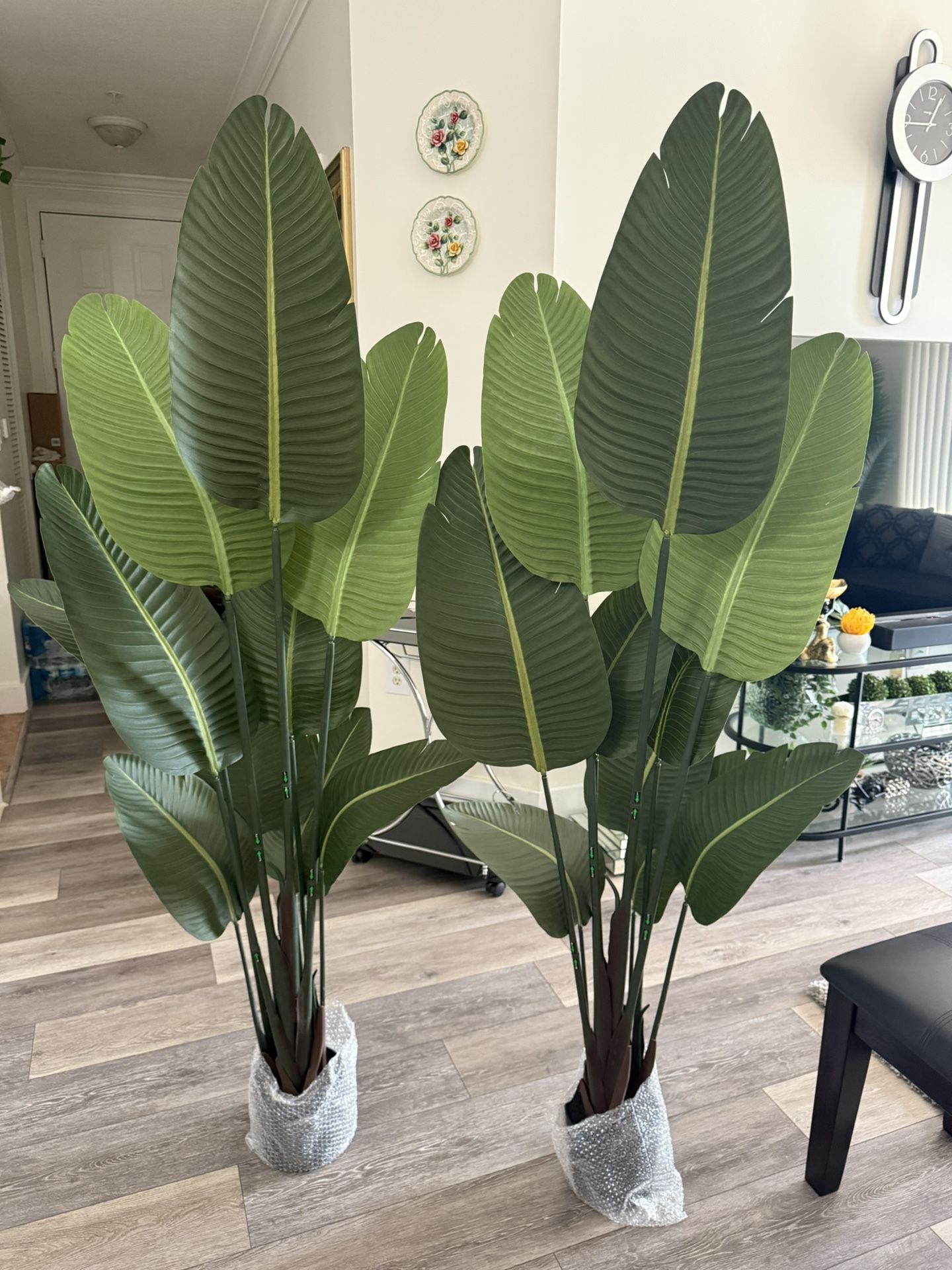 Pretty Artificial Plant 5Ft Tall Set Of 2! Brand New