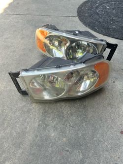 2005 dodge ram 1500 stock headlight casing