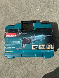 Makita Multi Tool TM3010CX1