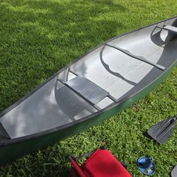 14ft Fiberglass Canoe 