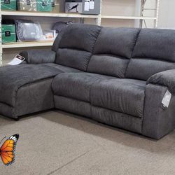 Cenlocke Flannel 3 Pcs Sectional Sofa Couch Finance and Delivery Available 