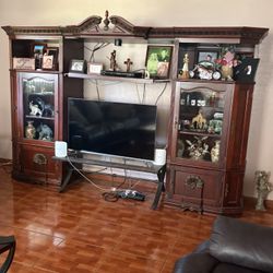 Entertainment Dresser 