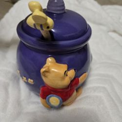 Winnie The Pooh Disney Welcomes 2000 Ceramic Purple Honey Pot With Lid & Dipper