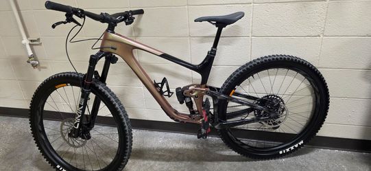 2023 Giant Trance X Advanced Pro 29 SE