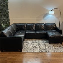 Natuzzi Italian Leather Sectional in Jet Black