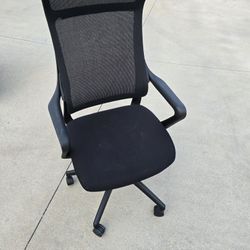 Ergonomic Mesh Office Chair – Black, Adjustable Swivel Computer Chair
