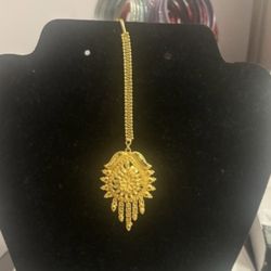 NTW Indian Gold plated tikka