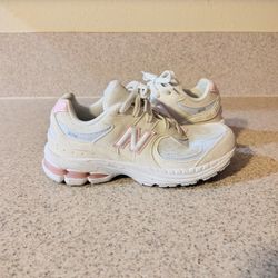 Kids New Balance 2002R