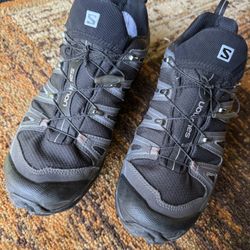 Salomon Shoes, Size 10.5