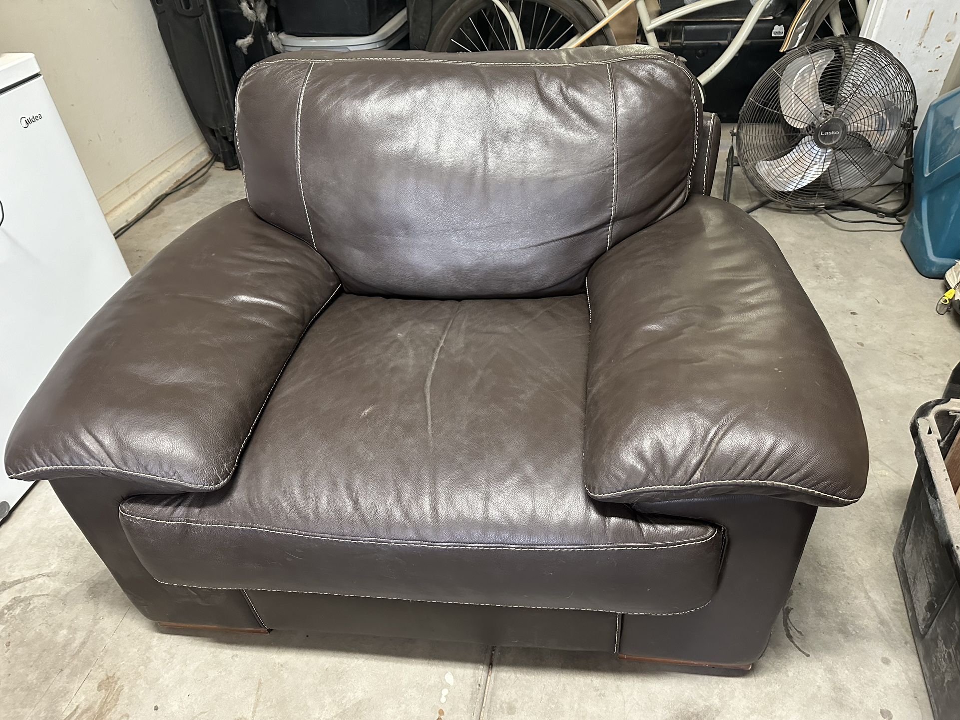 Big Oversized Comfy Leather Chair