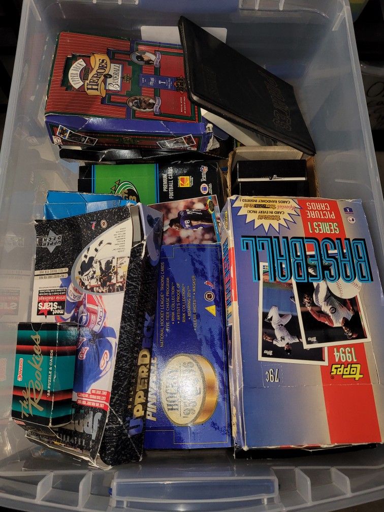 Lots Of Baseball Cards