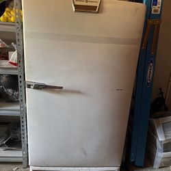 Vintage general electric refrigerator