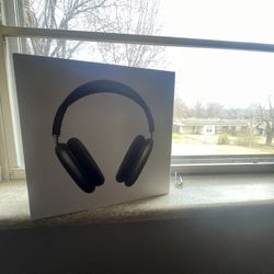 Black AirPod Max