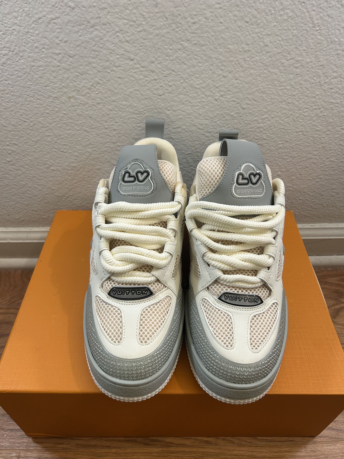 Louie Vuitton Skates 