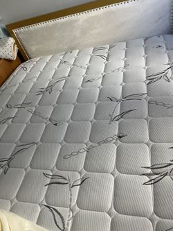 Queen Size Mattress 